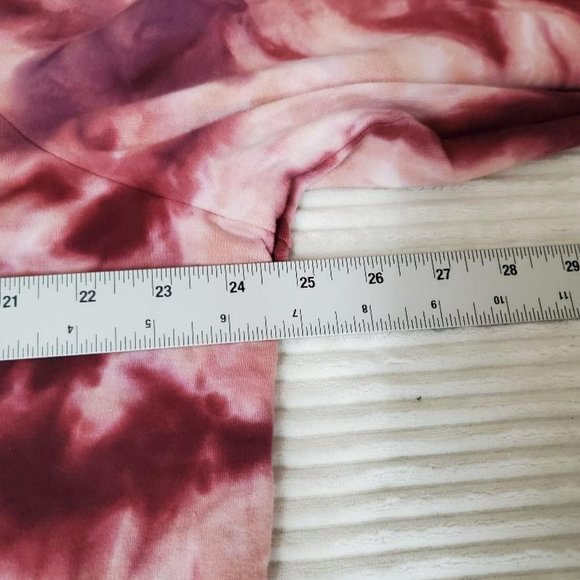 Torrid Active Hoodie Sweatshirt Womens 2 (18/20) Everday Fleece Burgundy Tie Dye - Picture 8 of 9